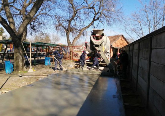 img-1ff91a1e9e636a68667c8d99d10b9a83-v